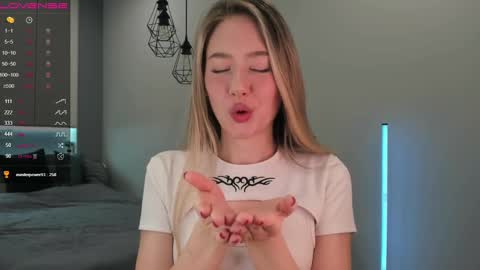 Eva online show from February 20, 6:46 pm