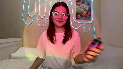 Luisa online show from June 7, 3:50 pm