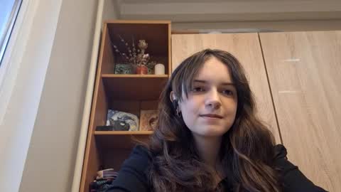 Kelly u can call Kelik online show from December 22, 8:10 am