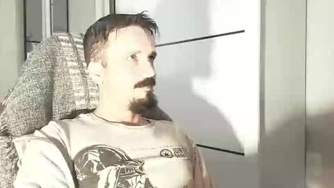 Lucas online show from February 3, 12:31 pm