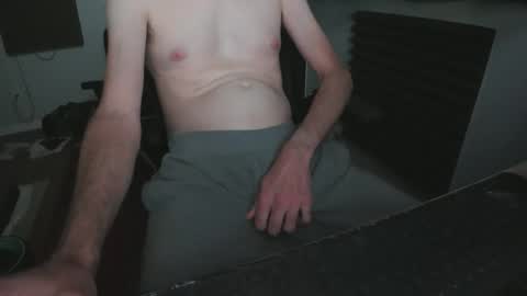 looselycut online show from April 5, 4:48 pm