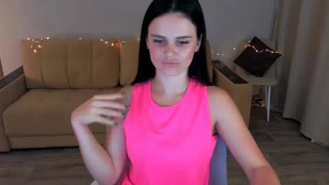 Snapshot of lora_cain chatting on September 11, 1:01 pm Lora Cain online show from September 11, 1:01 pm