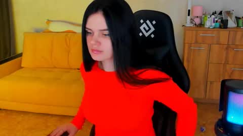 Snapshot of lora_cain chatting on March 1, 3:27 pm Lora Cain online show from March 1, 3:27 pm