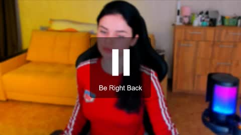 Snapshot of lora_cain chatting on March 2, 5:23 am Lora Cain online show from March 2, 5:23 am