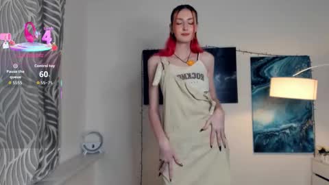 Lora online show from October 11, 9:25 am