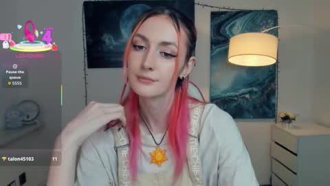 Lora online show from October 26, 11:44 am