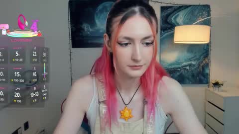 Lora online show from October 23, 11:01 am