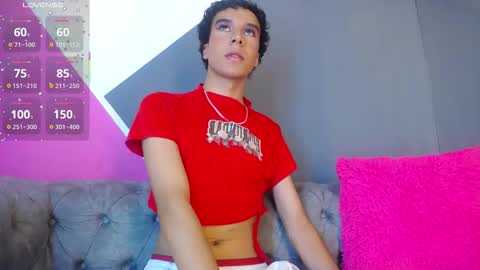 Tayron online show from March 9, 3:44 am