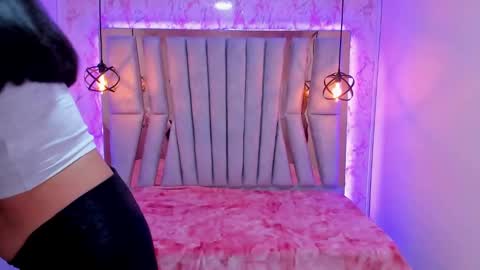 lorem_adams online show from February 6, 5:51 pm