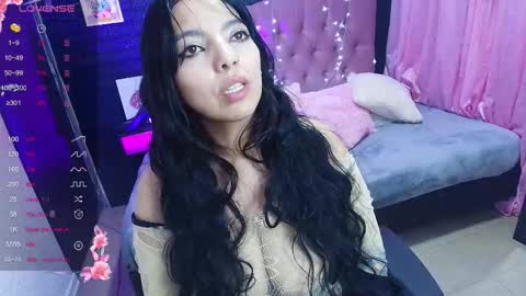 Loren online show from September 19, 2:48 am