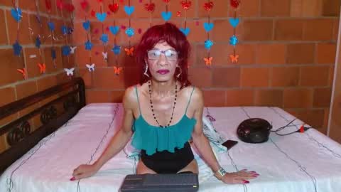 Lorena Capelli online show from October 3, 11:29 am