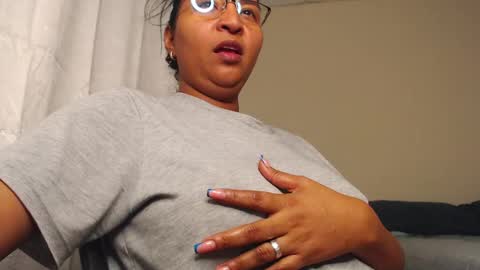 Loretta Gmez online show from March 6, 7:14 am