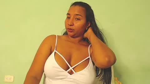 Loretta Gmez online show from January 25, 4:13 am