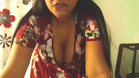 Loretta Gmez online show from January 24, 1:35 am