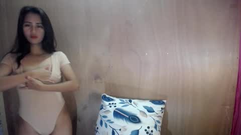 LORI online show from December 3, 7:47 pm