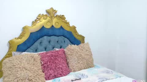 lorraine_johnson online show from July 17, 3:58 pm