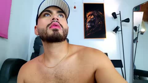 JUAN  JUAN online show from June 4, 11:22 pm