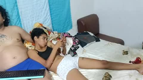 losexoticos01 online show from April 8, 3:42 am