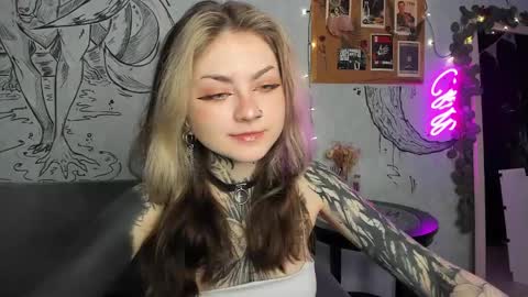 lostallice online show from March 5, 4:45 am