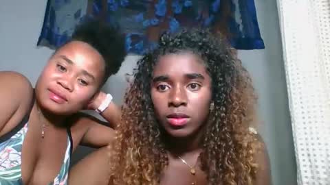 louane98 online show from February 2, 7:10 pm