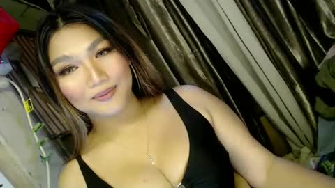 Sweet   online show from February 12, 11:07 am