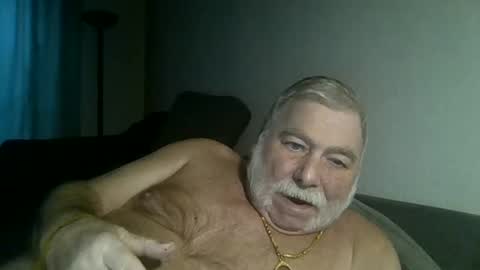 louis_chokdee online show from December 30, 3:45 pm