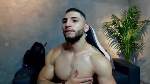 Louis online show from January 13, 8:05 pm