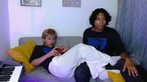 Louis Valdz online show from January 17, 10:34 pm