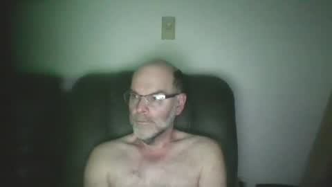 louism13 online show from October 27, 3:28 am