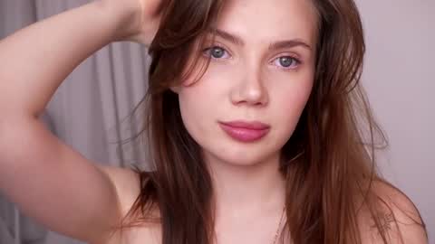 Snapshot of love_machine_ chatting on January 27, 9:11 pm Sofi   online show from January 27, 9:11 pm
