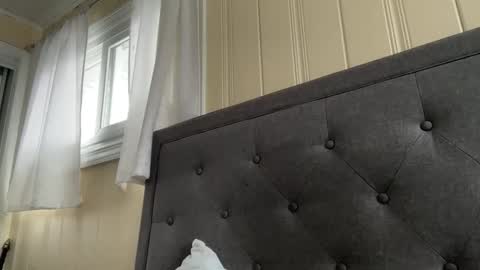 loved19 online show from February 4, 5:50 pm