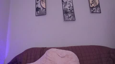 katalina   online show from May 21, 3:46 am