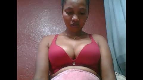 loveinlife750427 online show from November 19, 10:25 am