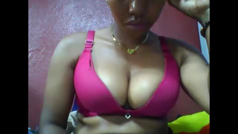 loveinlife750427 online show from February 14, 7:22 am