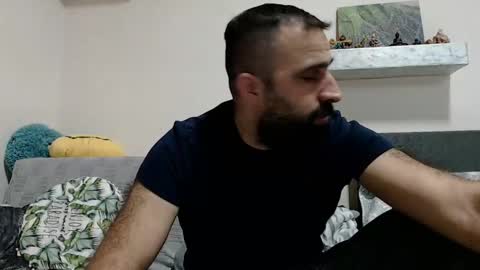 loveivat80 online show from December 19, 6:01 pm