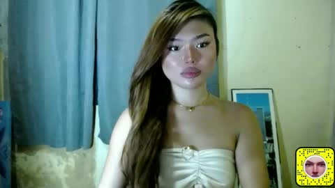 lovelily_xoxo online show from June 27, 11:27 am