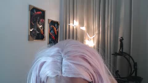 alwina online show from March 29, 7:15 pm