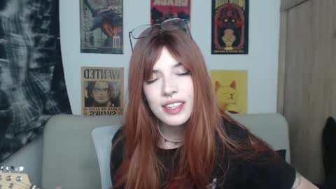 Snapshot of lovely_cass chatting on February 7, 12:53 am Cassie online show from February 7, 12:53 am