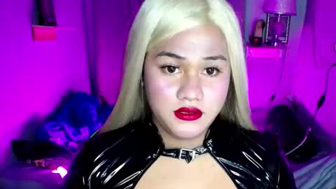 Snapshot of lovely_coleen chatting on September 28, 6:28 pm lovely_coleen online show from September 28, 6:28 pm