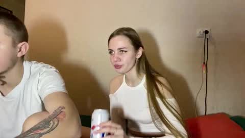 lovely_couple00 online show from March 5, 11:03 pm