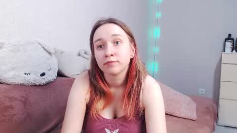 Lovely Hayley online show from June 8, 9:49 pm