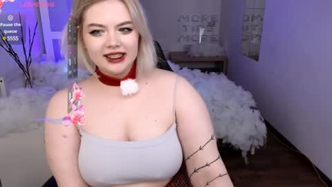 lovely_leilla online show from December 18, 10:13 pm