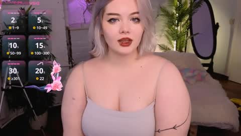 lovely_leilla online show from December 10, 5:44 pm