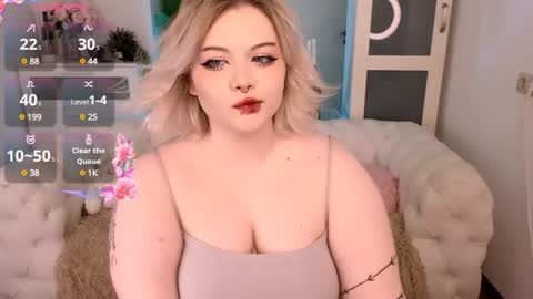 lovely_leilla online show from February 1, 3:19 am