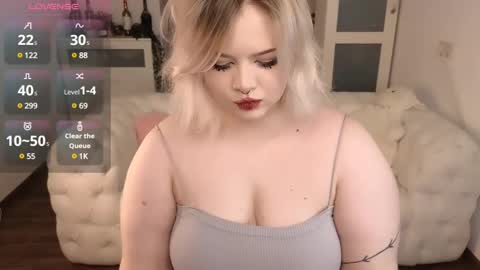 lovely_leilla online show from February 20, 10:59 pm