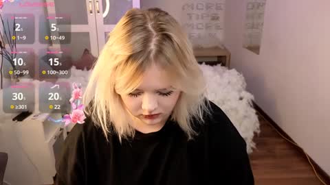 lovely_leilla online show from January 6, 12:27 am