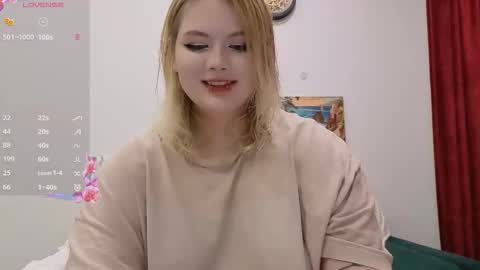 lovely_leilla online show from November 3, 3:02 pm
