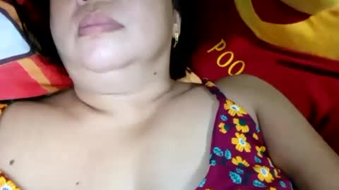 lovely_orchid online show from March 10, 10:34 pm