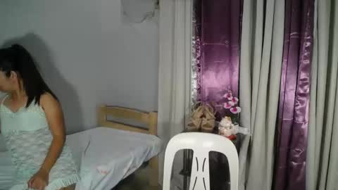 lynskie online show from February 16, 12:41 am