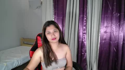 lynskie online show from February 25, 11:21 am